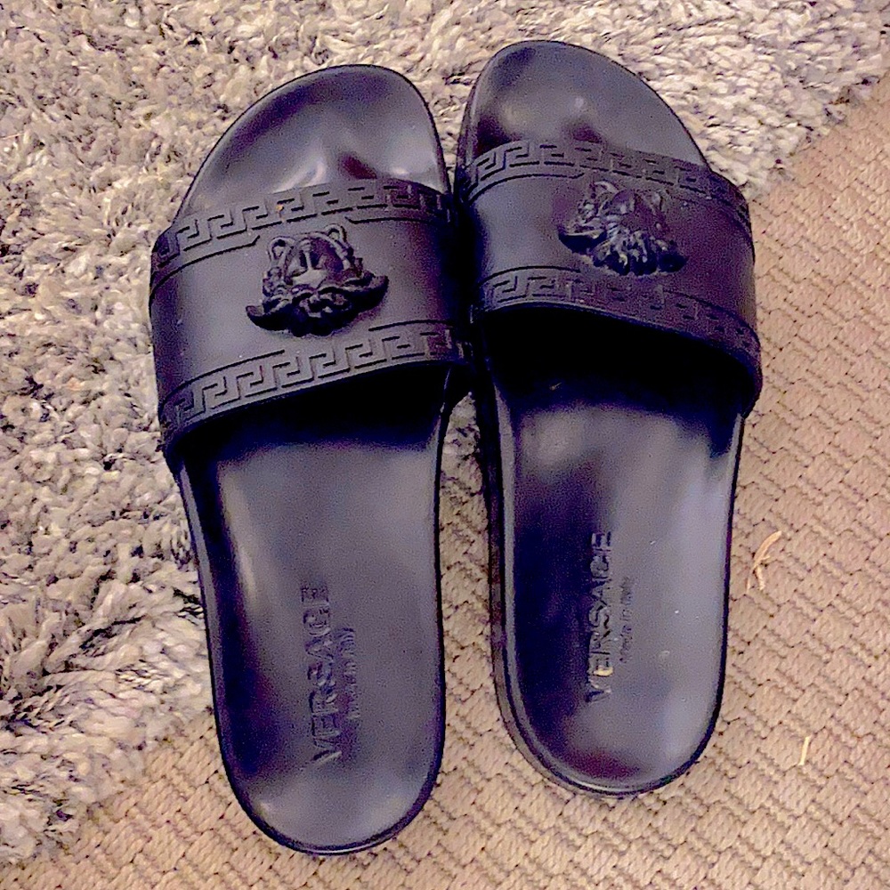 Versace Pilazo Pool Slides